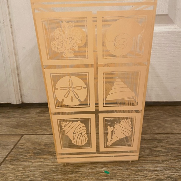 Vintage Acrylic Plastic Clear Seashell Print Peach Trashcan - Picture 2 of 6